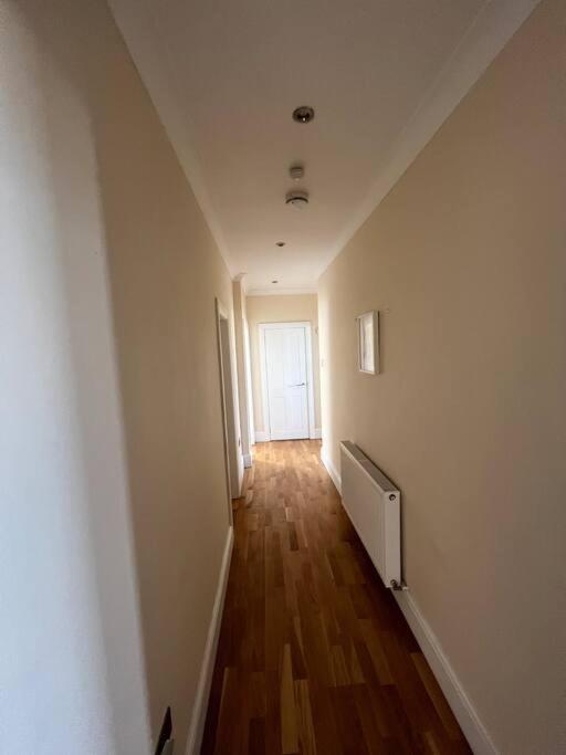 Fantastic 3 Bedroom Holiday Home Millport Eksteriør billede
